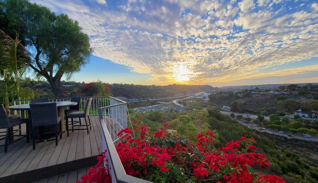 Amazing Views & Great Location at Casa Del Cerro, close to SDSU