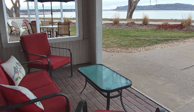 "Amazing Views" in Lake City, MN provides Coastal Charm!