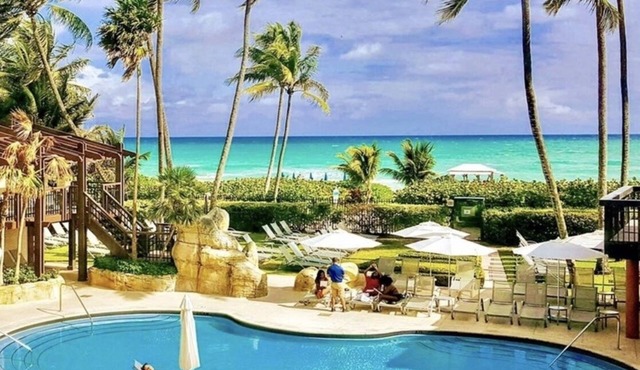 Amazing Views, New Condo w/Heated Pool - Stay on the Beach ★