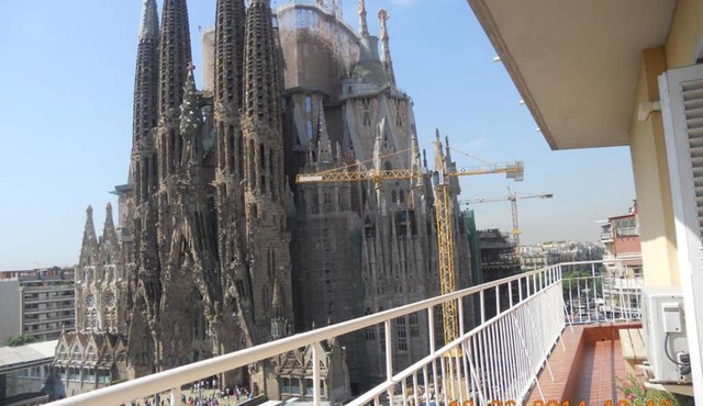 Amazing views of Sagrada Familia