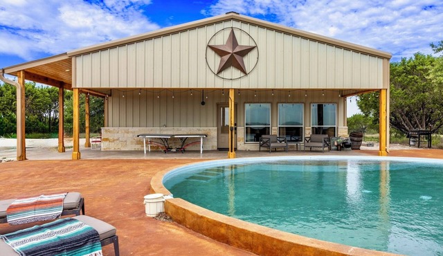 Amazing Views + Private Pool - High Point Ranch!