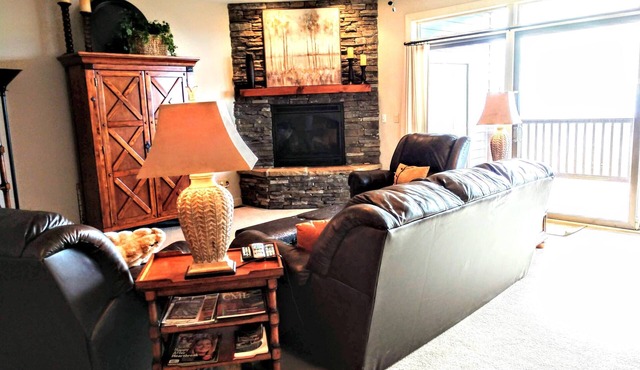 Amazing Views! Sky High Beautiful Mountain Retreat at The Reserve.