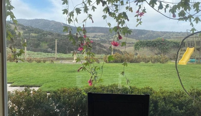 Amazing Views! Sleeps 16 Resort Pool, HotTub Games