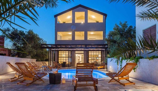 Amazing Villa Grande with swimming pool