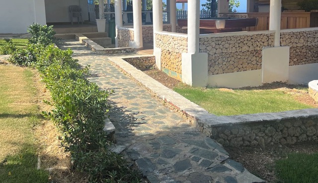 Amazing Villa, Nice Forest/Ocean Views. 5 Bedroom