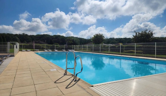 Amazing villa with terrace and garden