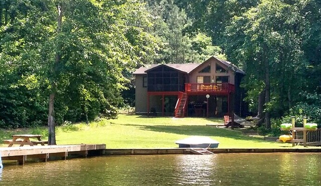 Amazing Waterfront Home in Private setting w/fiber internet!