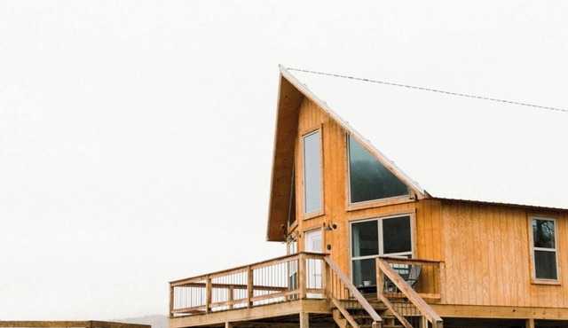 Amazing Whitetail Haven on the Mulberry River in Oark Arkansas