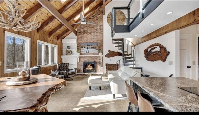 Amazing Year-Round Ellicottville Family Chalet - 1 min to slopes, ropes and golf