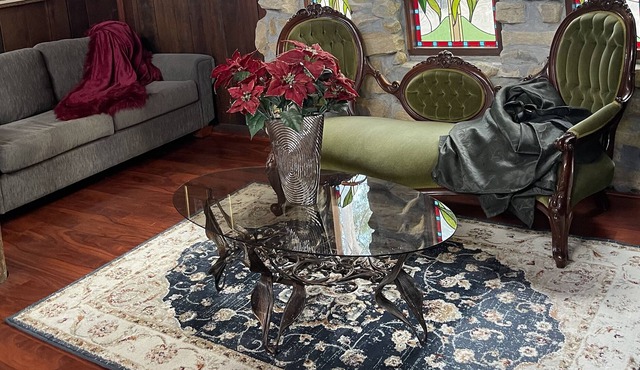 Amazingly huge Artisan house/studio on 10 acres in Kurrajong Hills. Pet friendly