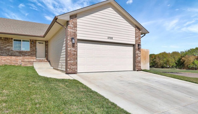 Amazingly modern, cozy home in the heart of Wichita,KS