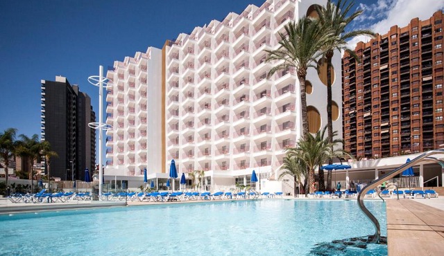 Ambassador Playa II