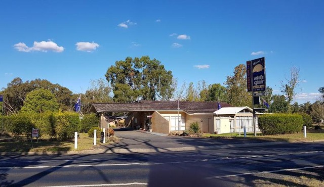 Amber Court Motor Inn