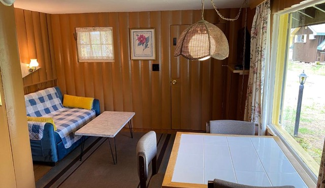 Amber Lantern One-Bedroom Cottage