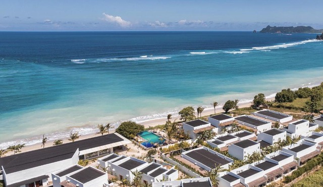 Amber Lombok Beach Resort