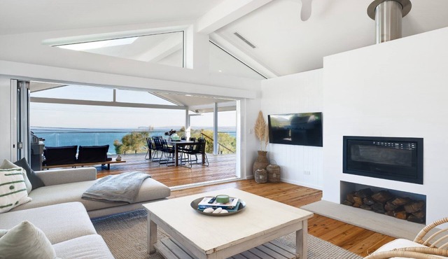 Ambleside by the Sea by HolidayCo.