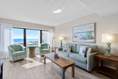 Amelia Surf and Racquet Club Condo - 4th Floor Ocean Front - Pools - Tennis Courts - Sleeps 4