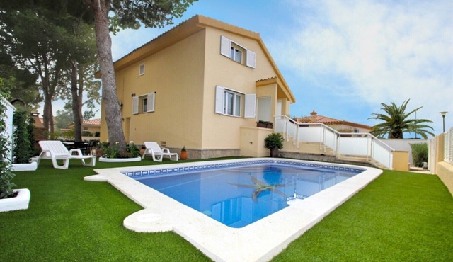 AMELIE Villa piscina privada, BBQ y Wifi gratis