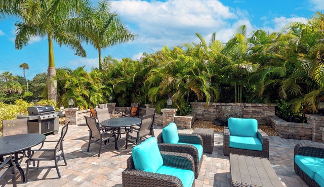 Ameniti Bay, BW Signature Collection