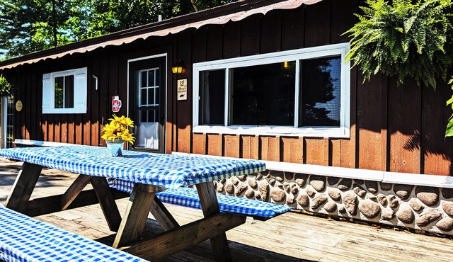 Amenities & Resort Access Included, Cabin 12