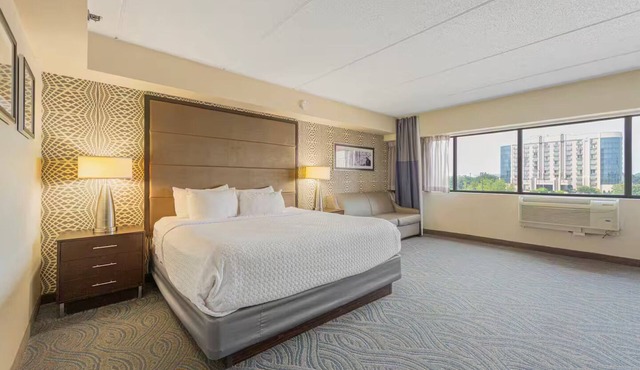 Amenity Rich Spacious King Suite