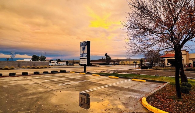 America Inn & Suites