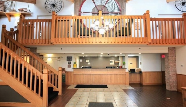 American Inn and Suites