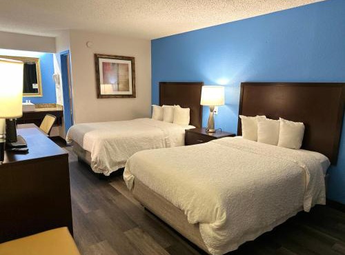American Inn & Suites Bishop Airport Flint