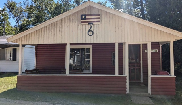 Americana - Cabin #6