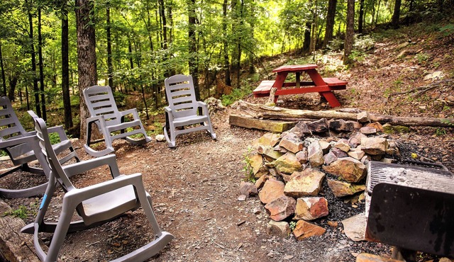 Americana Cabin