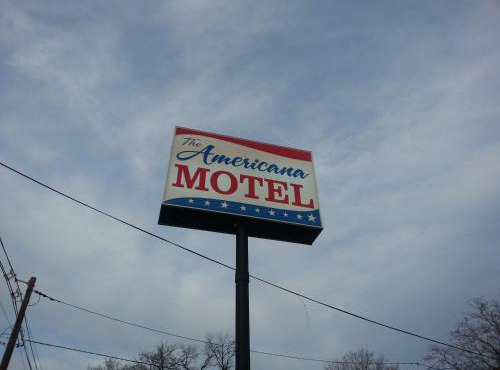 Americana Motel