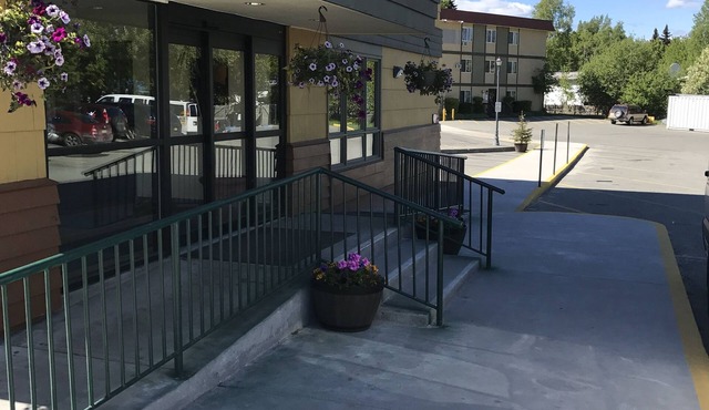 Americas Best Value Inn & Suites Anchorage Airport