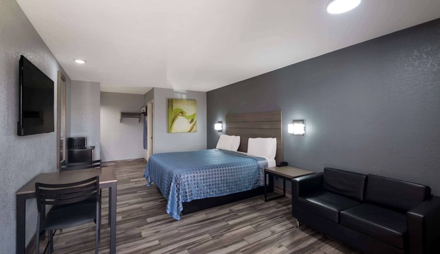 Americas Best Value Inn Buda Austin S