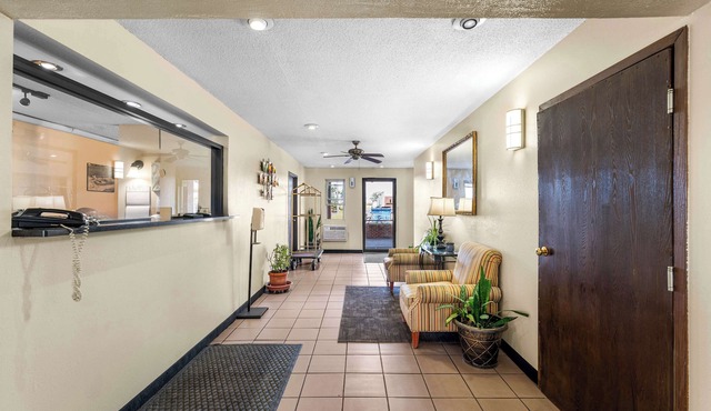Americas Best Value Inn Decatur, IL