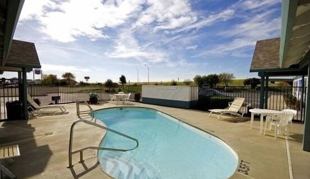 Americas Best Value Inn Dunnigan