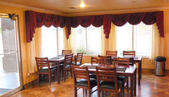 Americas Best Value Inn Hanford