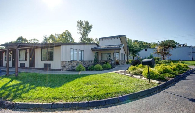 Americas Best Value Inn Heath-Newark