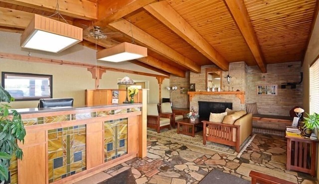 Americas Best Value Inn Iola