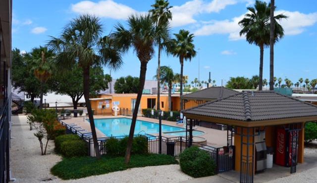 Americas Best Value Inn Laredo