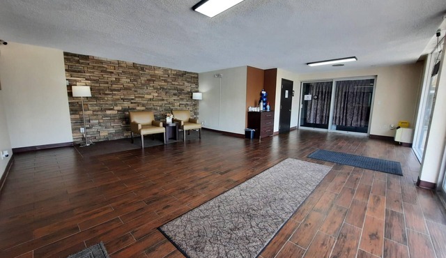 Americas Best Value Inn Moline