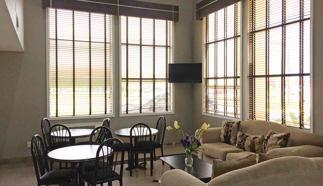 Americas Best Value Inn & Suites Mont Belvieu Houston