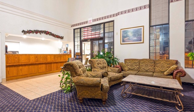 Americas Best Value Inn & Suites Ft. Worth S