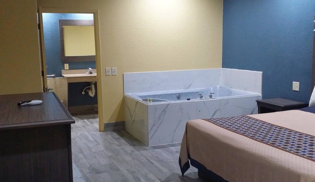 Americas Best Value Inn & Suites Houston NE