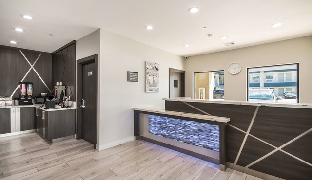 Americas Best Value Inn & Suites NE Houston Downtown I-610
