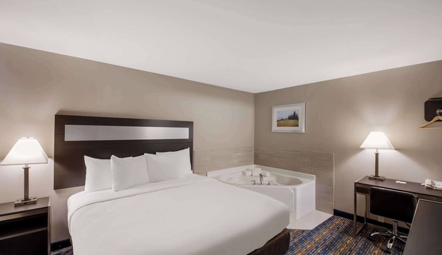 Americas Best Value Inn Farmington