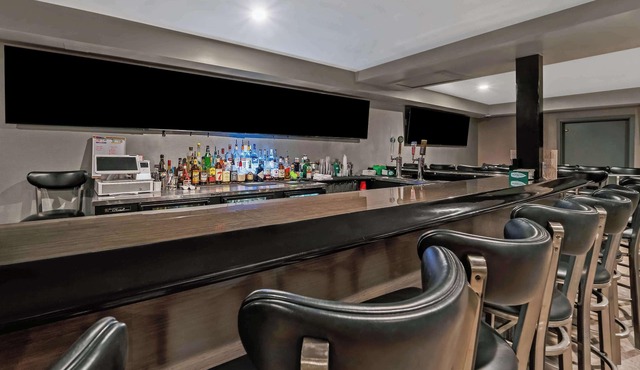 Americas Best Value Inn Foxboro