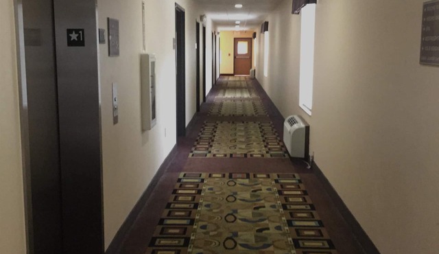 Americas Best Value Inn St. Robert