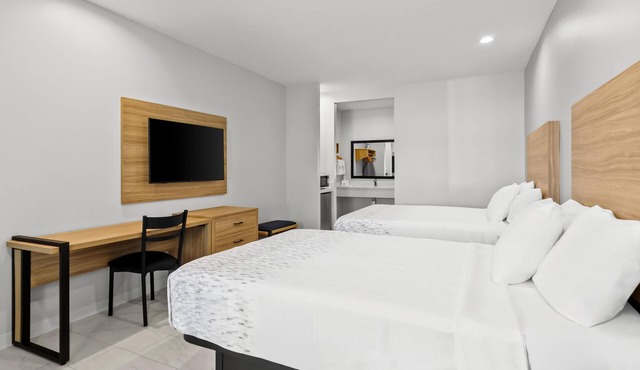 Americas Best Value Inn & Suites Tomball Grand Parkway