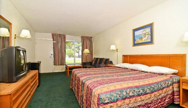 Americas Best Value Inn Wilson - UNIT 7(ONE BED)