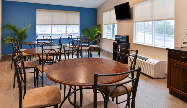 Americas Best Value Inn & Suites St. Clairsville Wheeling